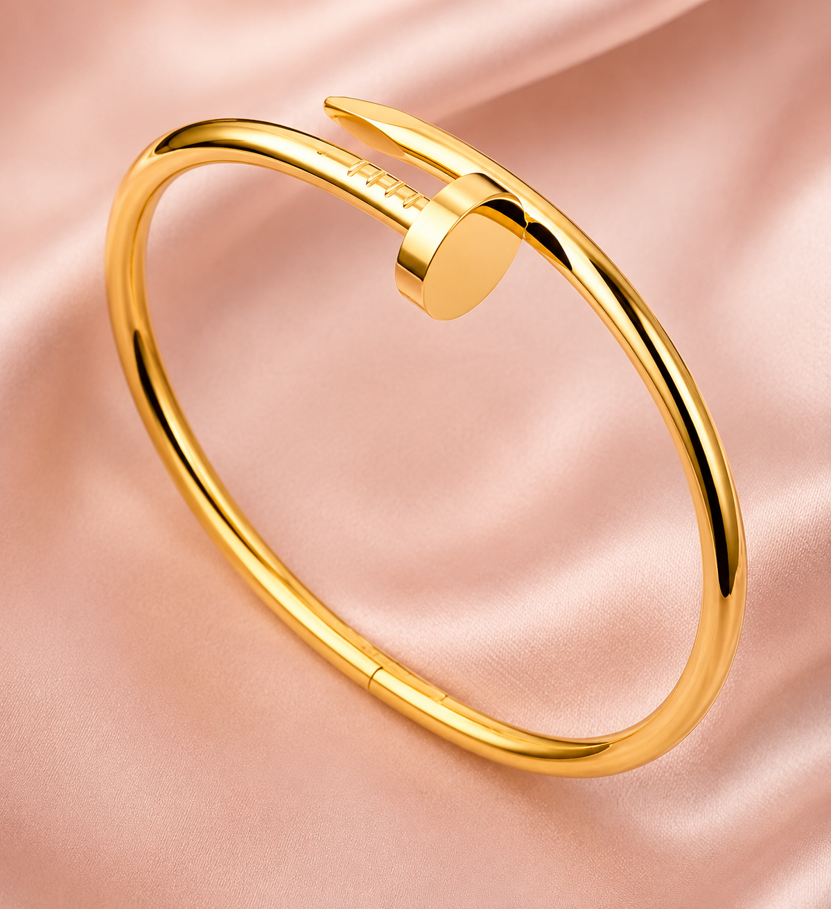 Brățară Damă Tip Cui din Oțel Inoxidabil Placată Auriu, Model Lover, Finisaj Oglindă, Elegantă, 17cm